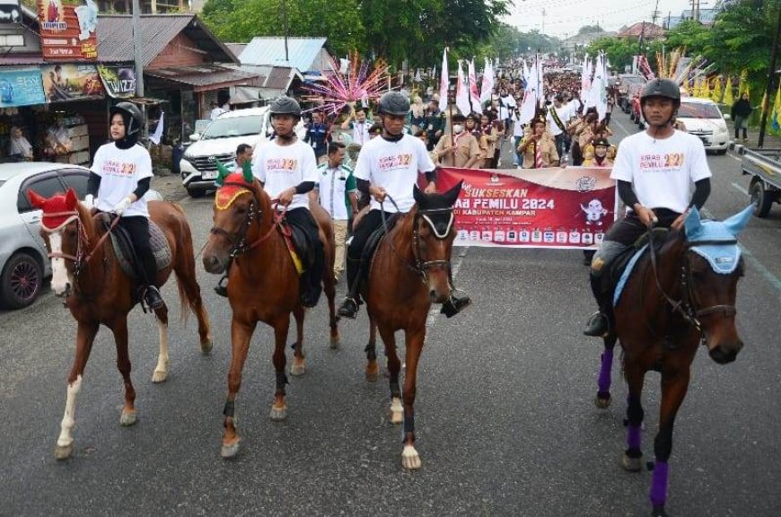 Pawai Kirab Pemilu 2014 Di Kampar Berlangsung Hikmat