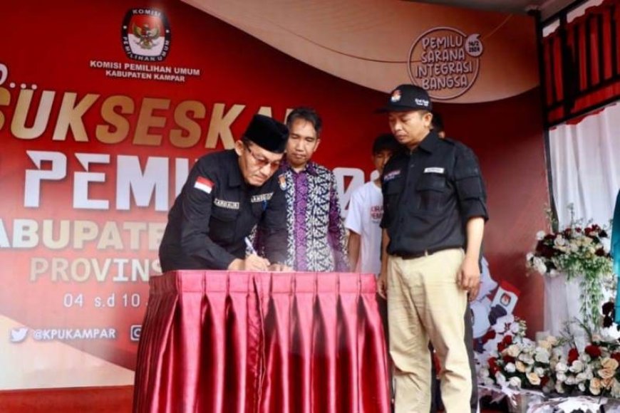 Pawai Kirab Pemilu 2014 Di Kampar Berlangsung Hikmat