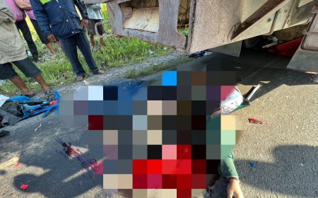 Oleng, Penumpang Honda Vario Tewas Usai Digilas Truk Tronton