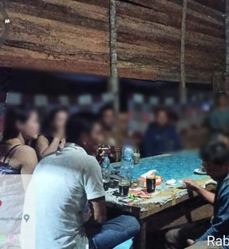 Warung Remang-remang di Kampar Kiri Diobok - Obok Satpol PP Kampar