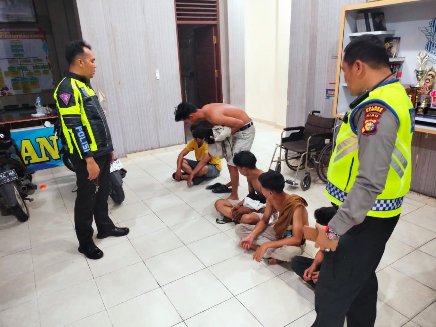 Kapolres Kampar pimpin langsung Razia Balap Liar, 4 Sepeda Motor Diamankan.