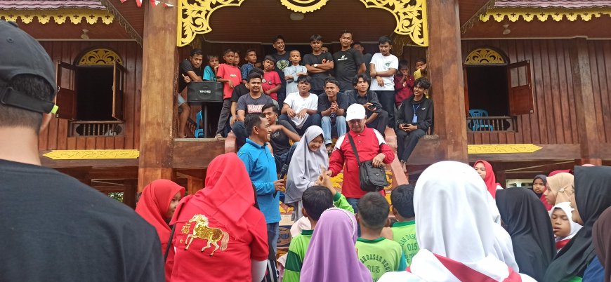 HUT RI Ke-78 di Desa Koto Perambahan Meriah, Anggota DPRD Beri Kuis Berhadiah Uang