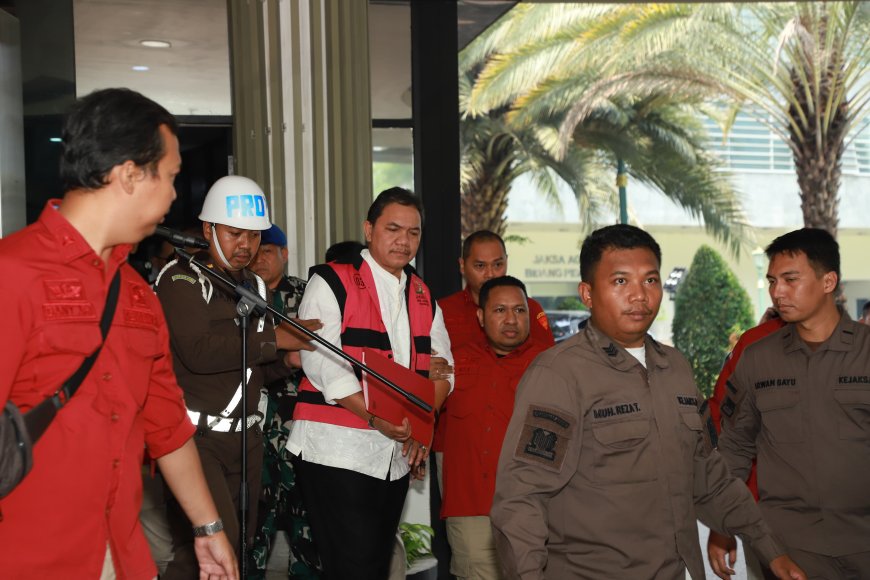 Usai Diperiksa Jadi Saksi, AQ Ditetapkan Jadi Tersangka Dalam Perkara BAKTI KOMINFO