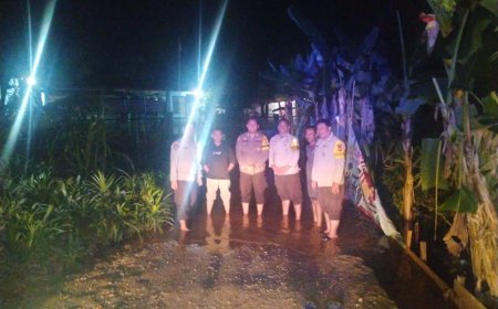 Pastikan Keamanan Warganya, Polsek Perhentian Raja Patroli Seputara Daerah Banjir