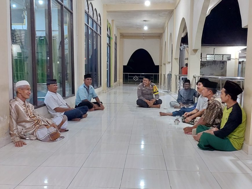 Lagi, Polsek Perhentian Raja  Lakukan Cooling System Usai Sholat Berjama'ah