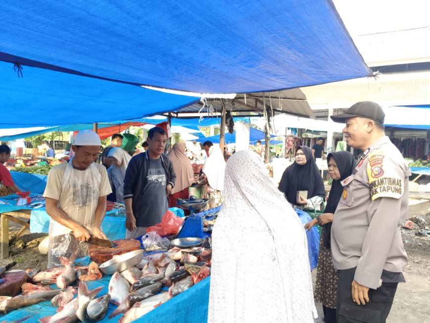 Sasar Pasal Tradisional, Polsek Tapung Sampaikan Cooling System