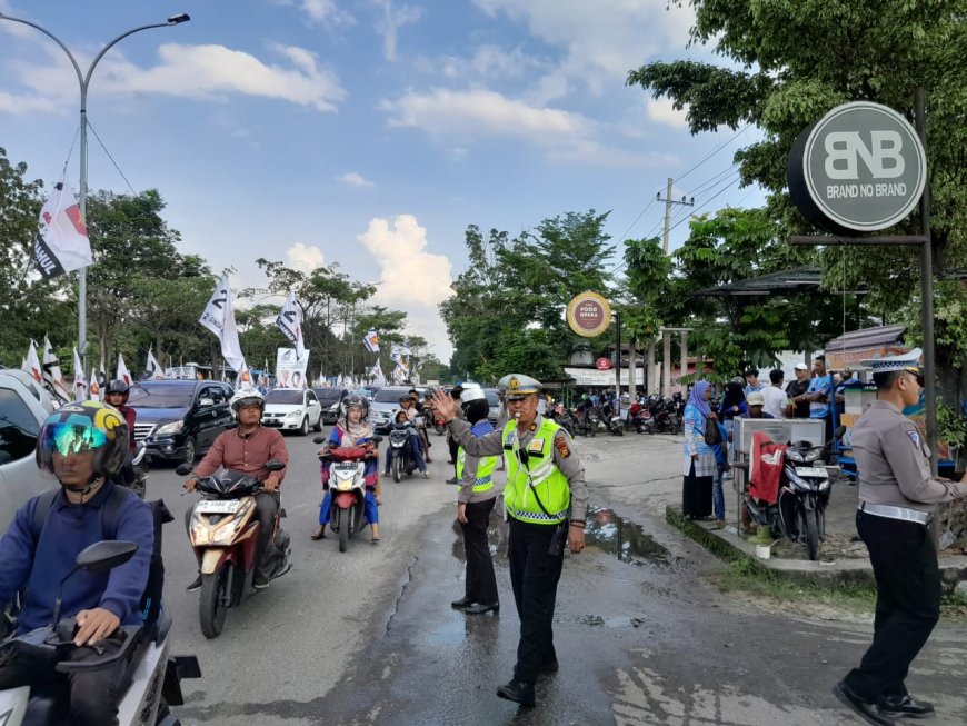 Kombes Taufiq Pastikan Polantas Hadir saat libur Panjang dan ajakan masyarakat gunakan Hak Pilih dalam Pemilu .