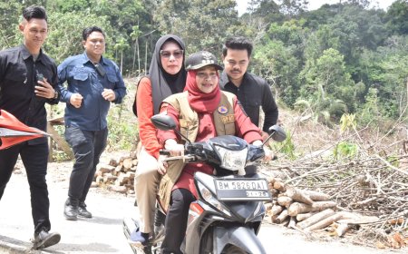 Bupati Kasmarni Kunjungi Kampung Tertua Dusun Bagan Benio