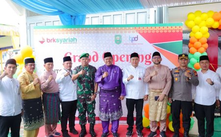 Alfedri Resmikan Kantor Kedai Bank Riau Kepri Syariah Siak Kampung Belutu dan Siak Dayun