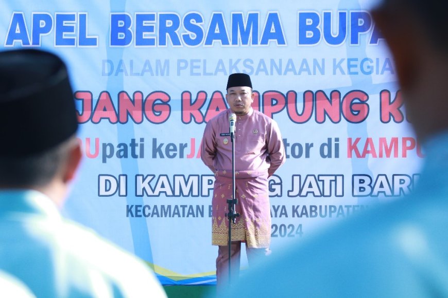 Husni Merza Pimpin Apel Pagi Bujang Kampung ke-108 Di Kecamatan Bungaraya Siak
