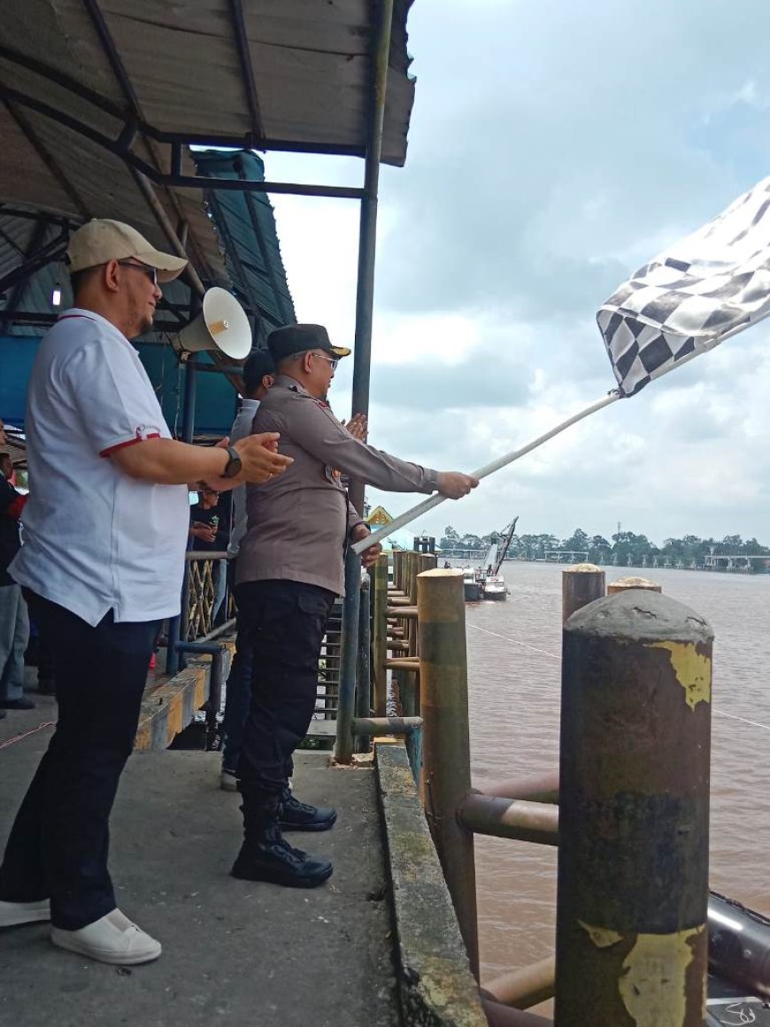 Kapolres Siak Lepaskan Even Rice Srindit Boad Ketiga Di Tepian Sungai Jantan