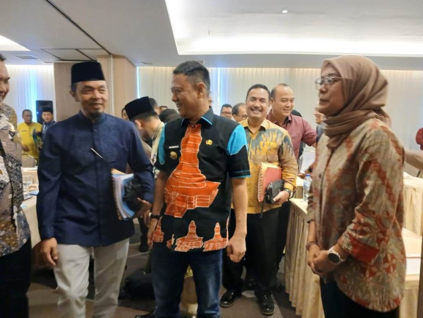 Wakil Ketua DPRD Kampar Ikuti Rakor Penyelesaian Tanah Ulayat Masyarakat Adat Persukuan Piliang Ganting Bangkinang Bersama Kemenko Humham dan Gubri