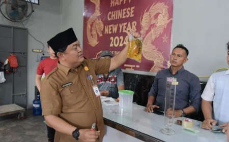 Hasil Sidak Disdagprin Bengkalis Temukan Isi Kemasan Minyakita Berlebih
