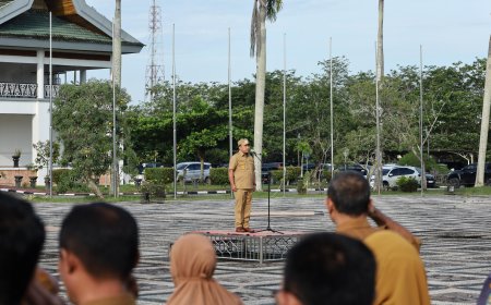 Wabup Siak Ingatkan ASN Tetap Fokus Kerja Meski Kondisi Keuangan Belum Stabil  