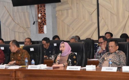 Bupati Kasmarni Pertanyakan Soal Tunda Bayar Yang Belum Ditransfer Dari Pusat