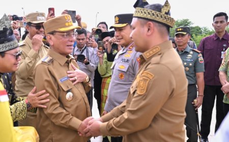 Kapolda Riau Inisiasi Tanam 200 Pohon Di Halaman Parkir Kantor Bupati Rohil