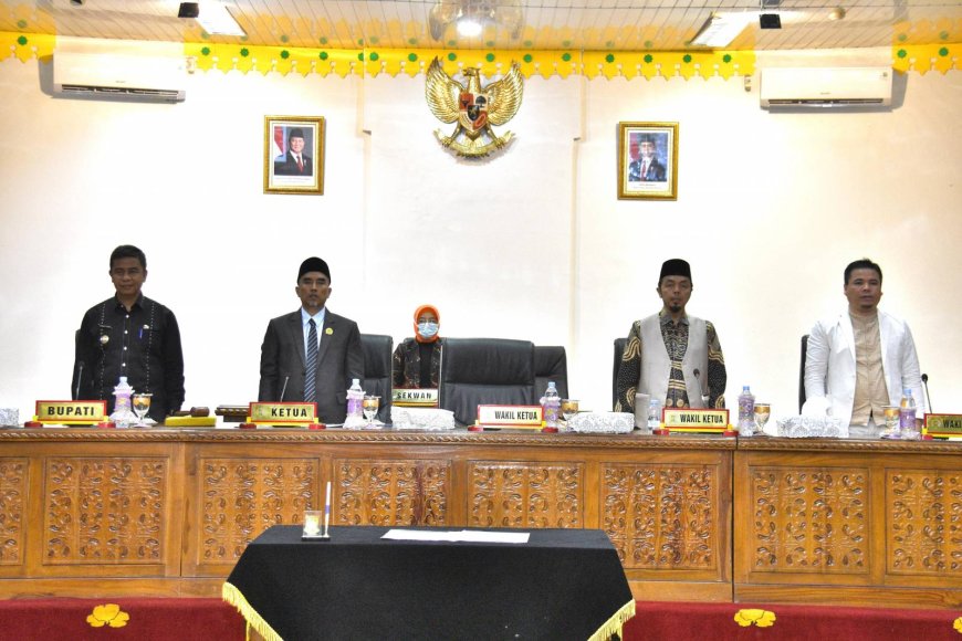 Pandangan Umum Fraksi-Fraksi Terhadap LKPJ Bupati Kampar 2024 Ditanggapi Satu Per Satu