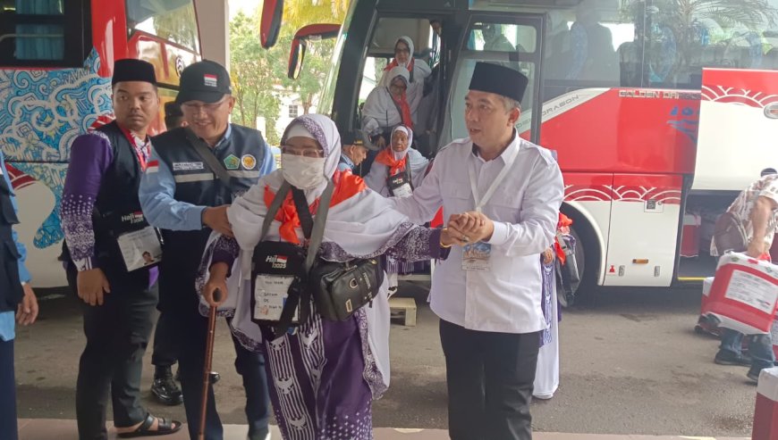 JCH Kampar Kloter 05 BTH Diberangkatkan ke Bandara SSK II Pekanbaru
