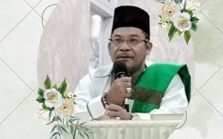 Kasmarni Doakan Wafatnya Dr. H. Ahmad Rozaii Akbar Rektor Institut Agama Islam Tafaqquh Fiddin Dumai