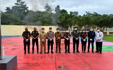 Kejari SBB Maluku Musnahkan Barang Bukti  Inkracht