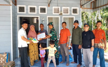 Kepenghuluan Bagan Punak Meranti Bantu Sembako Untuk Tiga Kepala Keluarga Korban Kebakaran