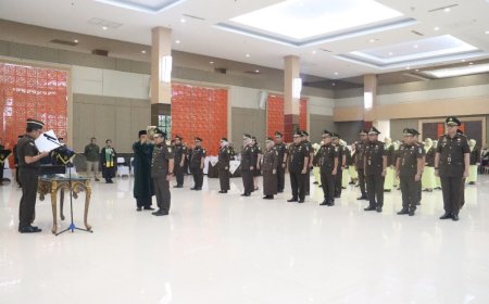 Sudah Malang Melintang Berdinas Akhirnya  Farouk Fahrozy  Dilantik Kajati Riau Sebagai Koordinator