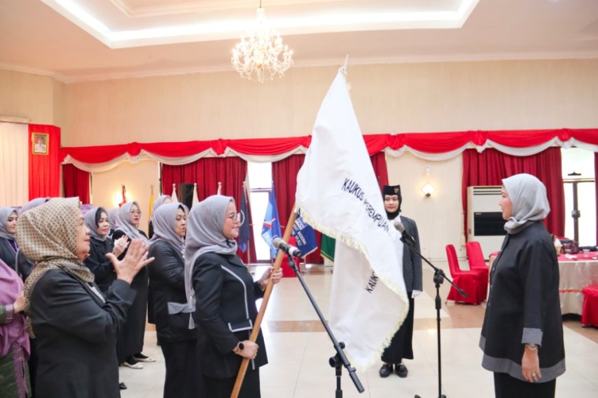 Ketua KPPI Riau Mila Fitria Ajak Pengurus Baru Bahu Membahu Untuk Kemajuan Perempuan