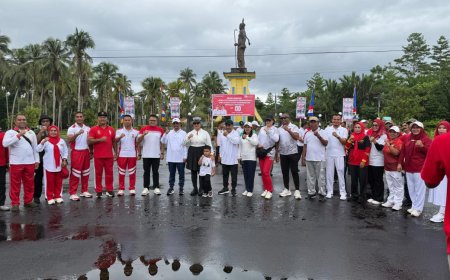 Kajari dan Ketua IAD Seram Bagian Barat Senam Bersama  Peringati HUT ke-80 Kemerdekaan RI