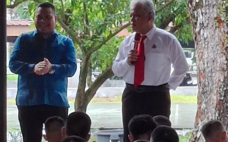 Harli Siregar Didaulat Beri Motivasi Mahasiswa Baru Fakultas Hukum USU Sekaligus Bernostalgia