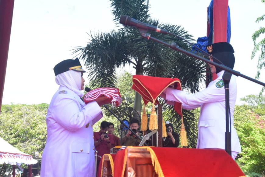 Bupati Kasmarni Pimpin Upacara Detik-Detik Proklamasi Kemerdekaan RI ke-80