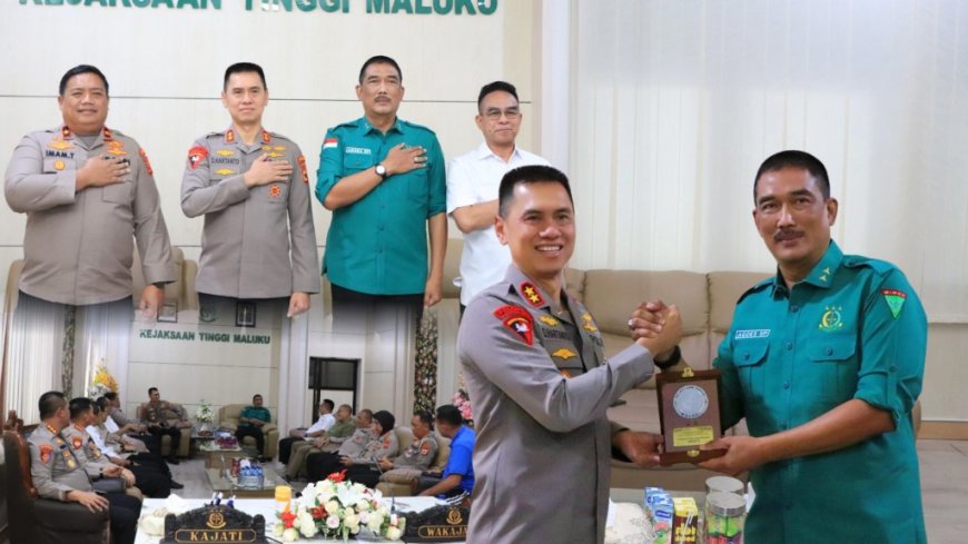 Agoes SP Terima Kunjungan Kapolda Maluku Di Kejati Maluku