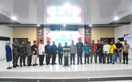 Ersan Saputra Bacakan Empat Poin Deklarasi Damai Dukung Kamtibmas Di Bengkalis
