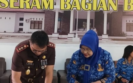 Kajari SBB Tandatangani MoU Pendampingan Hukum Dengan Dinas Pendidikan