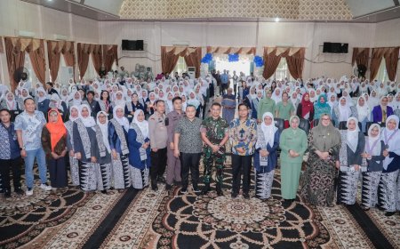 Wabup Rohil Sebut Kontribusi Nyata Bidan Sangat Vital Dalam Turunkan AKI, AKB dan Pencegahan Stunting