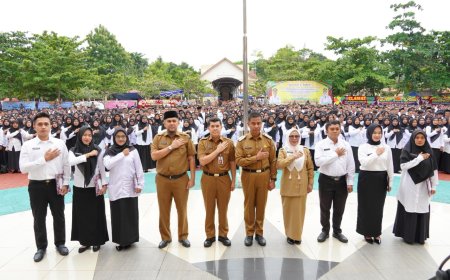Ribuan PPPK Kampar Tahap II dan Paruh Waktu Terima SK Pengangkatan