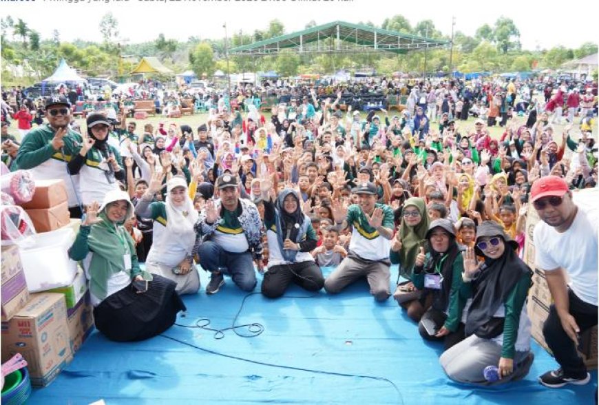 Bupati Siak Lepas Jalan Santai HUT Ke-80 PGRI dan Hari Guru Di Dayun
