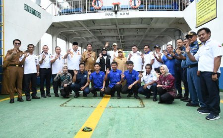 Bupati Bengkalis Tinjau Armada Baru Guna Tingkat Layanan Penyeberangan