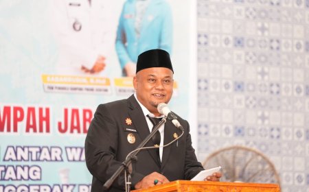 Wakil Bupati Siak Lantik Sabarrudin Targetkan Koperasi Merah Putih