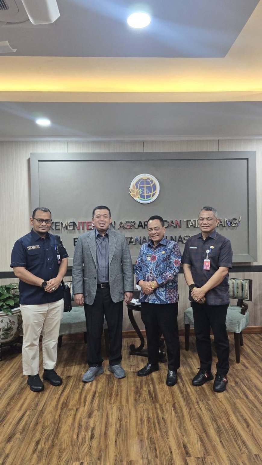 Percepat RTRW, Bupati Rohil Temui Menteri ATR BPN