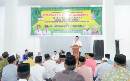 Resmikan Madrasah Suluk Syech Abdul Manan, Wabup Rohil Jhony Charles: Ini Benteng Spiritual Generasi Muda