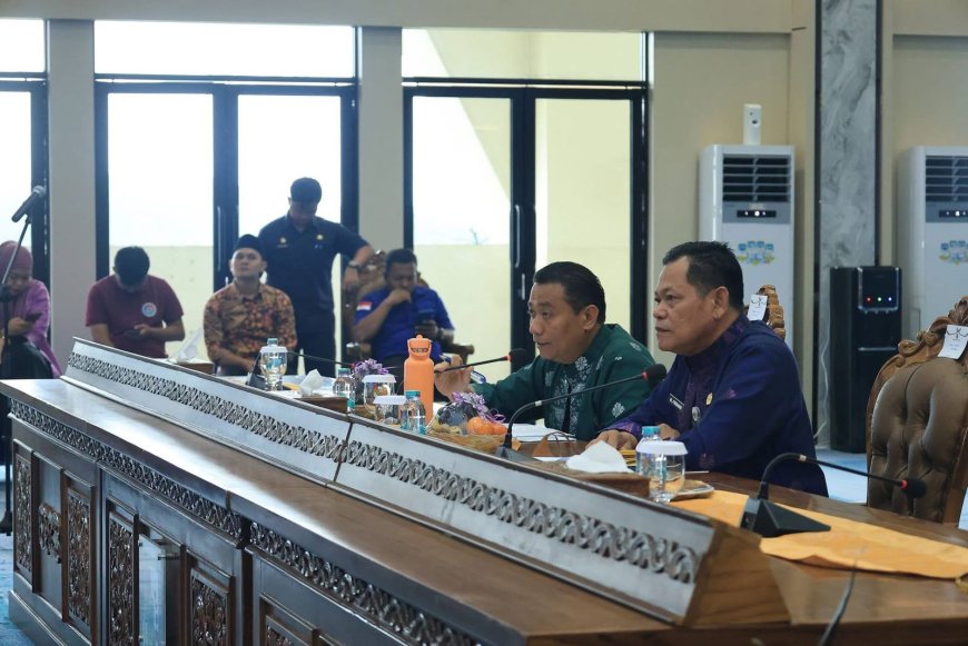 Wawako Pekanbaru Bahas Kompetensi Serta Kesejahteraan Guru Bersama IGI