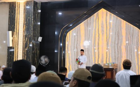 Wako dan Wawako Pekanbaru Hadiri Safari Ramadan di Masjid Al Hijrah
