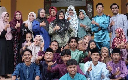 Safari Ramadan di Sabak Auh, Pemkab Siak Salurkan Zakat