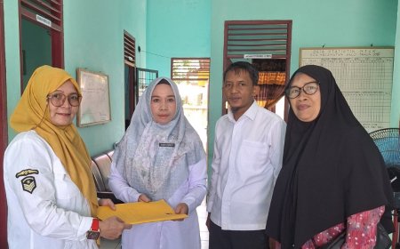 Ketua Majelis Taklim Babul Husna Daftarkan Diri ke Kemenag Kampar