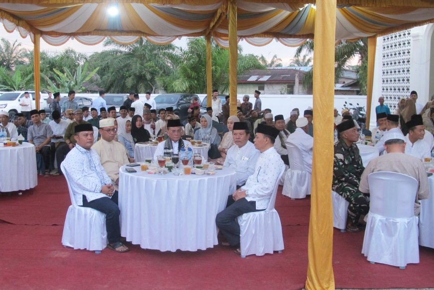Safari Ramadan 1447 H, Bupati Rohil Bistamam Ajak Warga Kompak Bangun Daerah