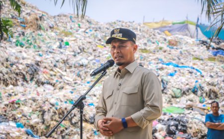 Jaga Lingkungan Wako Pekanbaru Beri Reward Warga Yang Peduli Sampah