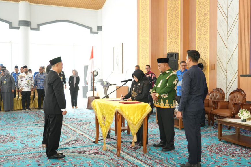 Lantik 60 Pejabat Administrator dan Pengawas, Bupati Afni Sebut Siak Akan Terapkan Manajemen Talenta