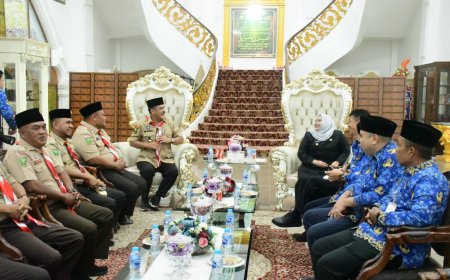 Bupati Bengkalis Terima Kwarcab Pramuka Pelantikan Pengurus Mei Mendatang