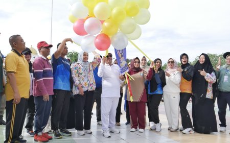 Resmikan Car Free Day Bupati Rohil Ajak Warga Sehat