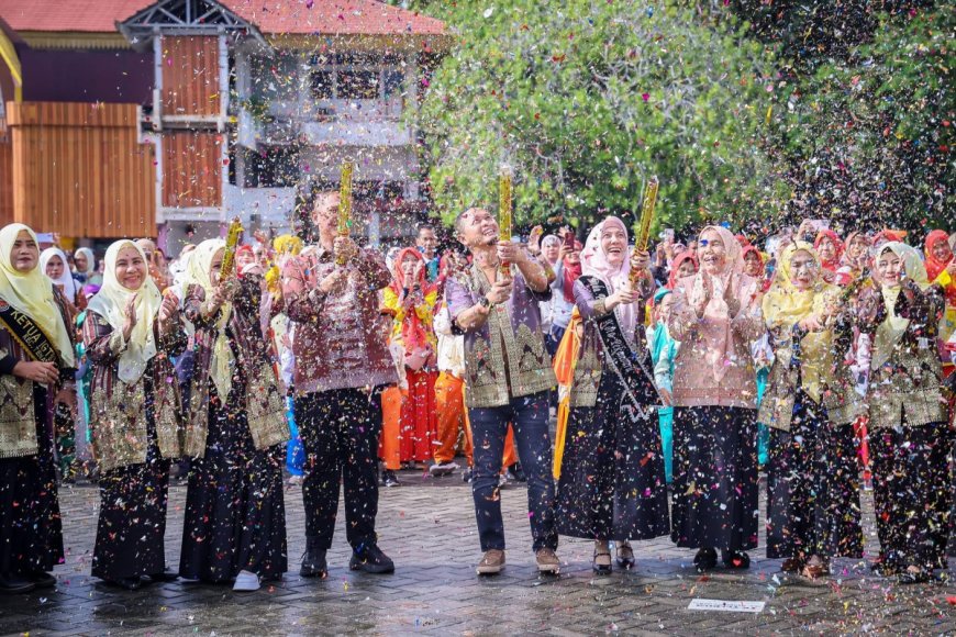 Gebyar TK Se-Kota Pekanbaru Berlangsung Meriah Dibuka Walikota Pekanbaru